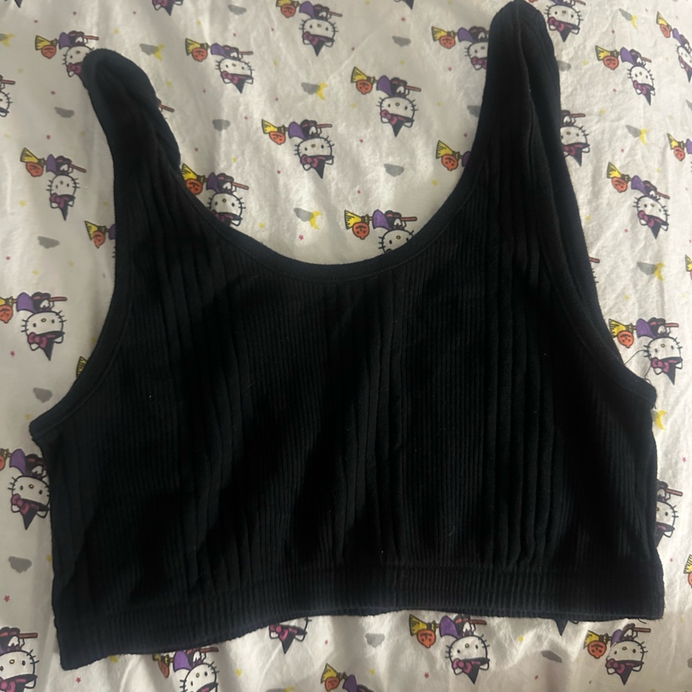 forever 21 black strap crop top! never worn